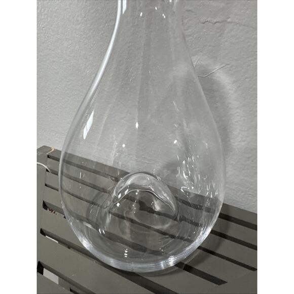 Clear Glass Wine Decanter, 11 inches Wine Serving - Picture 3 of 9